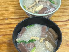 -鸭小妹鸭血粉丝(老门东店)