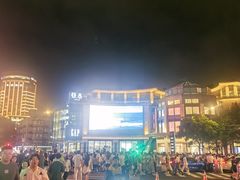 -杭州西湖银泰百货