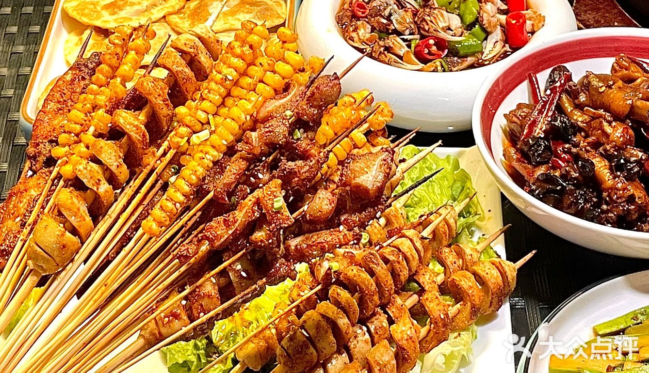 刚好之前朋友推荐这家餐厅还不错