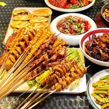 刚好之前朋友推荐这家餐厅还不错