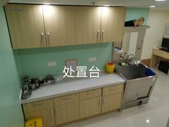 -美联众合动物医院·内科·皮肤科·外科(古城分院)