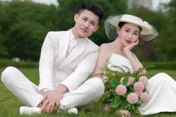 -唯一视觉婚纱摄影(石首店)