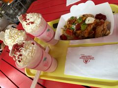 -Lotso Lunch Box 草莓熊餐盒