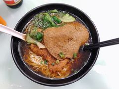 红烧猪扒汤面-食惠里小笼包面馆(越秀店)