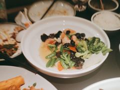 -麻六记(凤凰汇店)