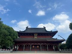 -绳金塔