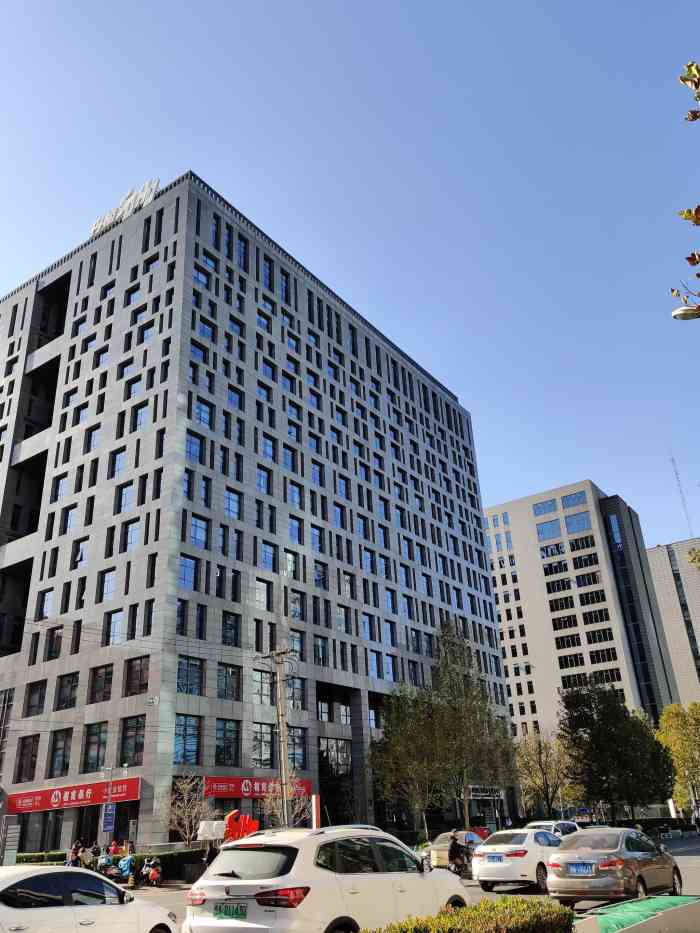 丹棱soho租售中心-"丹棱大厦地处中关村小腰位置,很好找.今.