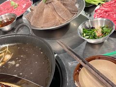 -鹿鸣山草本茶香火锅(园西路店)