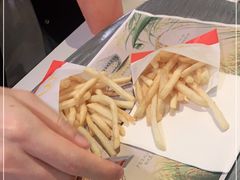 -麦当劳(世界城广场店)