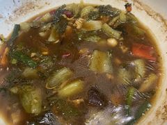 -龙悦湾酒家·八阵鱼生·渔人码头店