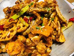 干锅牛蛙-川流不息(北蔡休闲广场店)