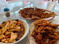 -何适山庄(水长城P2停车场店)