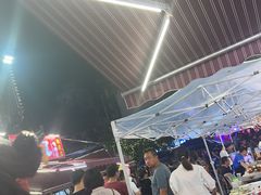 -刘姐啤酒鱼民族演艺餐厅(西街总店)