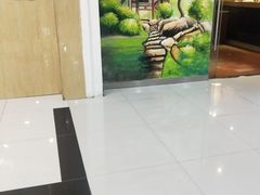 -鸿通城购物中心