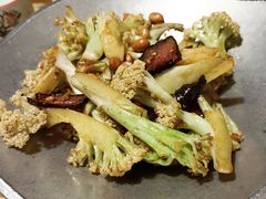 -新白鹿餐厅(银泰西湖文化广场店)