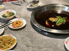 -忘情水鱼头·鲜鱼火锅(滨江中路店)