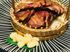 新疆伊犁熏马肠-丝路金桃·新疆菜(徐汇店)