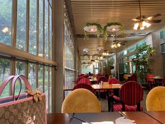 -君来湖滨饭店·玫瑰园