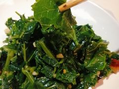 凉拌桑叶尖-蛙蛙叫干锅年代(簋街总店)