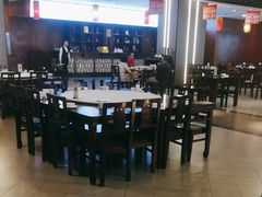 -潇湘华天大酒店-湘·悦美食街(芙蓉中路店)