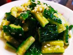 凉拌黄瓜-唐河驴肉馆