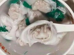 虾仁馄炖-南城香·饭香串香馄饨香(青年路店)