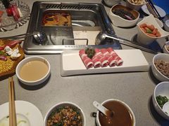 -海底捞火锅(宝龙广场夜宵主题店)