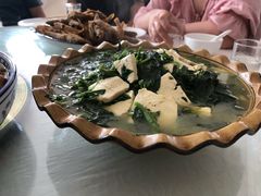 -华龙特色大骨鸡农家菜馆