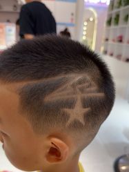 -星咔萌StarCamo儿童剪发(芳圆里IDMALL品牌形象店)