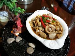 -东来菜馆•手抓海鲜家常菜•海鲜锅贴(鸽子窝店)