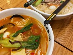 -蒙自源米线大王(宝安尖岗山店)