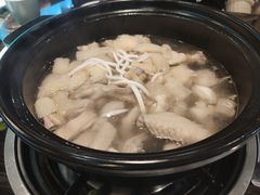 -东椰·海南椰子鸡火锅(朝阳门店)