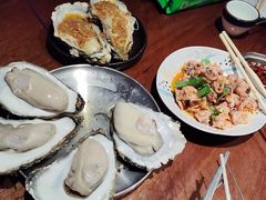-蚝堡海鲜·威海菜·海肠捞饭·烧烤·亚洲吃蚝公司(幸福门店)
