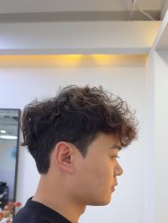-V7 HAIR SALON