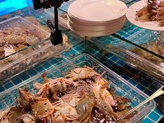 -领鲜活海鲜榴莲自助火锅(东门店)