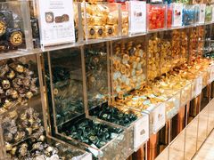 -VENCHI 闻绮(北京国贸商城店)