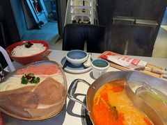 -左庭右院鲜牛肉火锅(金山万达店)