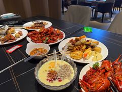 -涨巢·潮玩水疗局