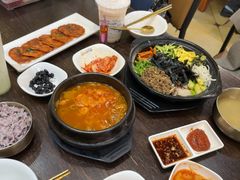 -釜山豚骨汤饭(芝罘万达广场店)