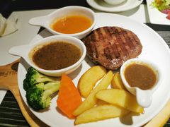 -斗牛士牛排餐厅(嘉里汇店)