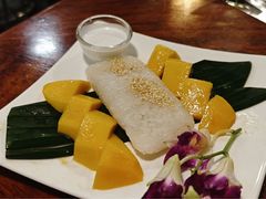 -Dang restaurant (patong phuket)