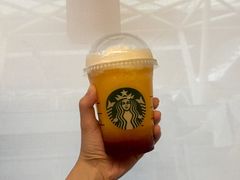 -星巴克(广州南站A18检票口楼上)