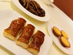 蜜汁叉烧酥-利苑酒家(合景国际金融广场店)