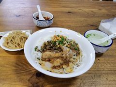 -牛八宝桂林米粉(八里庄店)