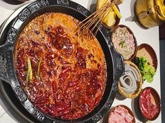 -卤校长老火锅(杨家坪直营店)
