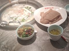 -季季红火锅(青山湖万达店)