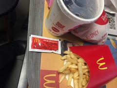 -麦当劳(金稻田路餐)