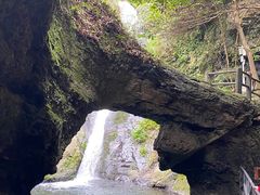 -夏霖九天银瀑风景区