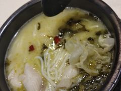 -灵芝妹子海鲜米线(劳动公园店)