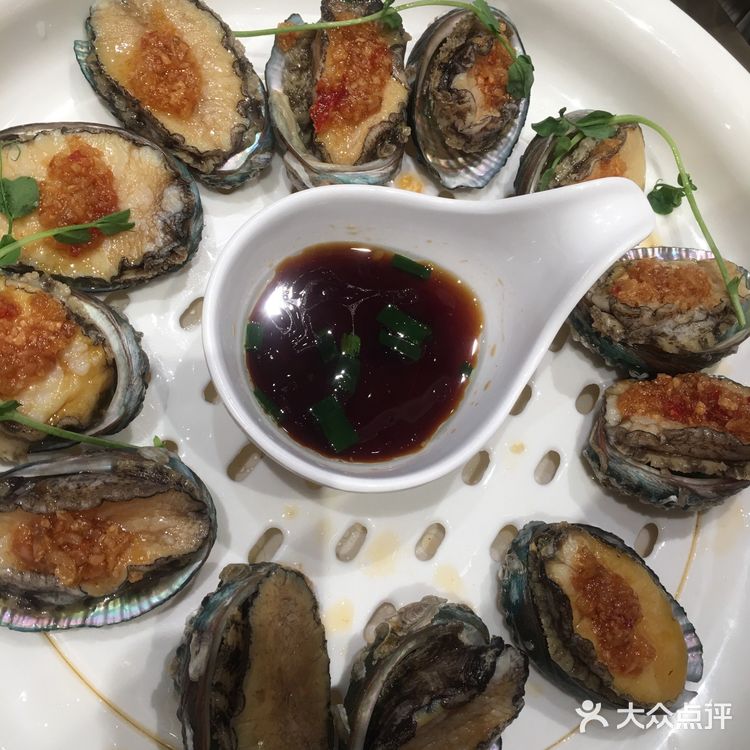 非常勤快。一次满意的就餐